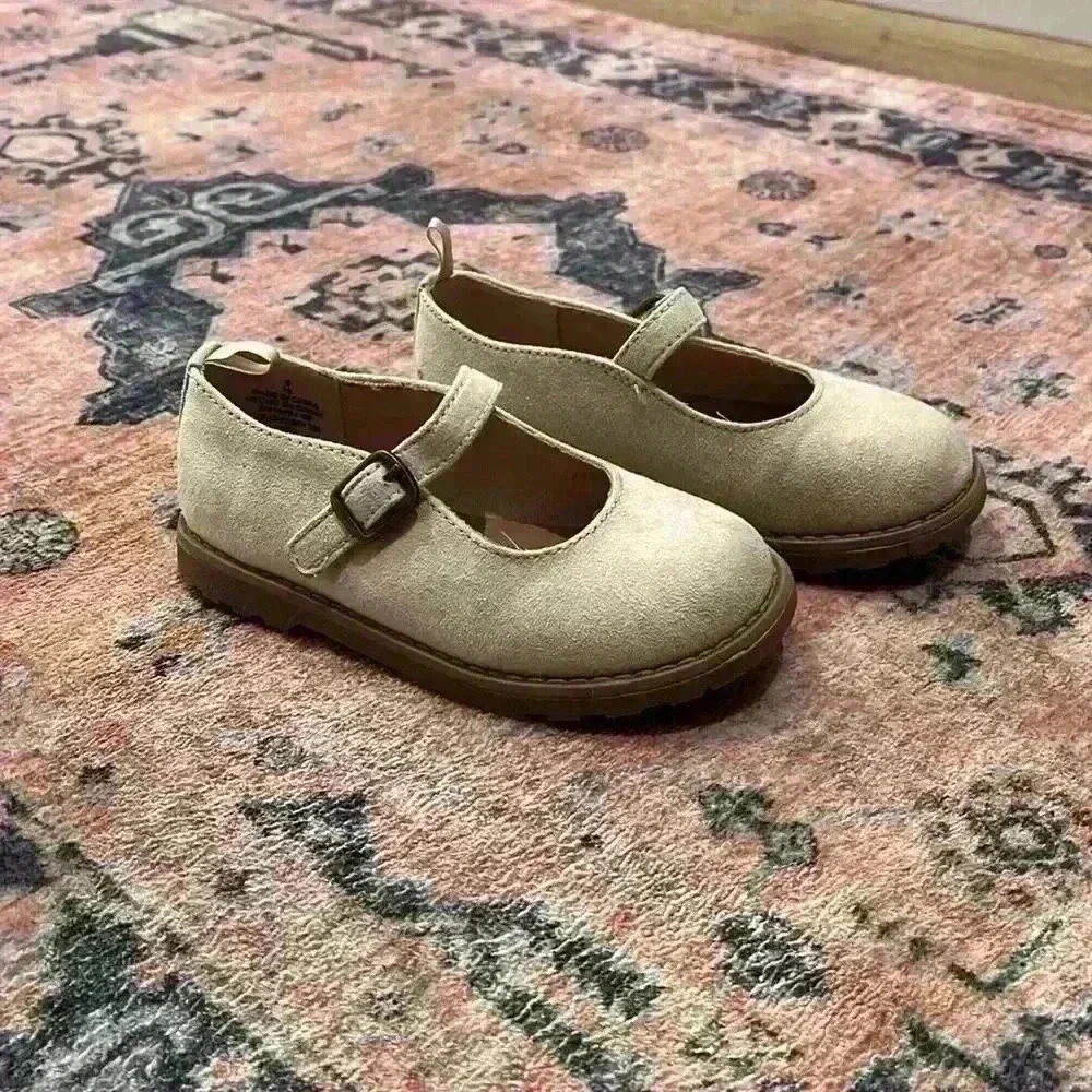 Girls Shoe Bundle, Size 9 - Picture 2 of 7